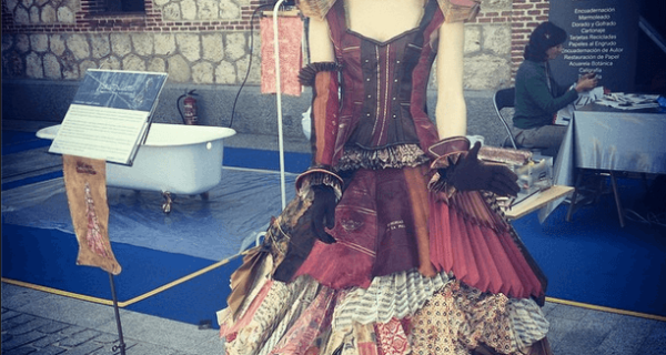vestido de libros